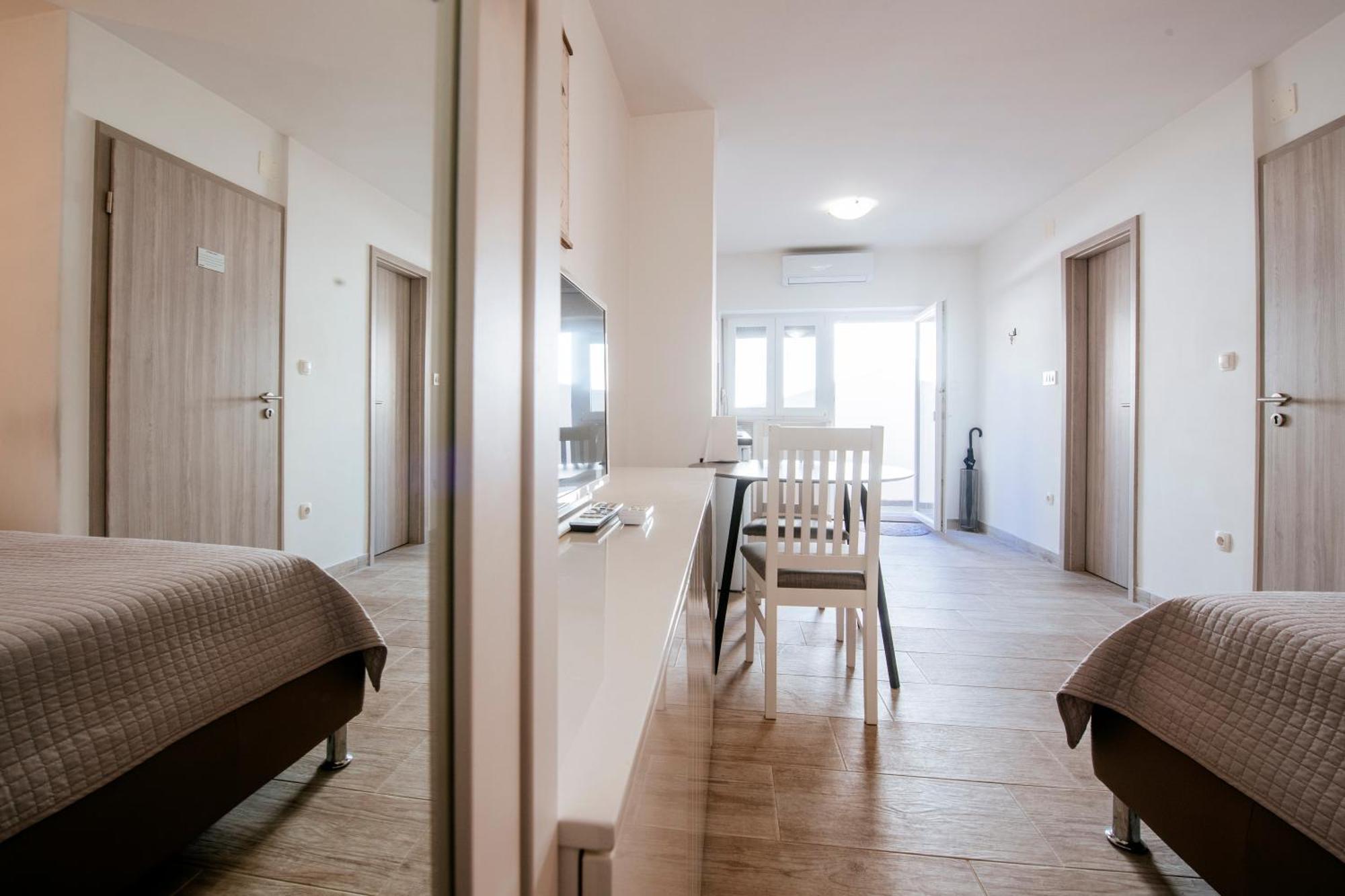 Apartmani Ema Zadar Zewnętrze zdjęcie